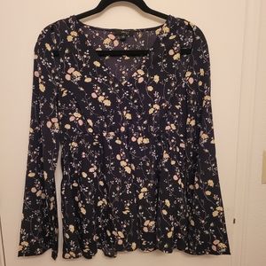 Forever 21 Flowy Floral Blouse | Size S